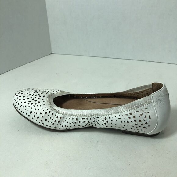 Vionic Ballet Flats Womens Size 6.5 Robyn White Perforated Upper Slip On C3 - Picture 5 of 15